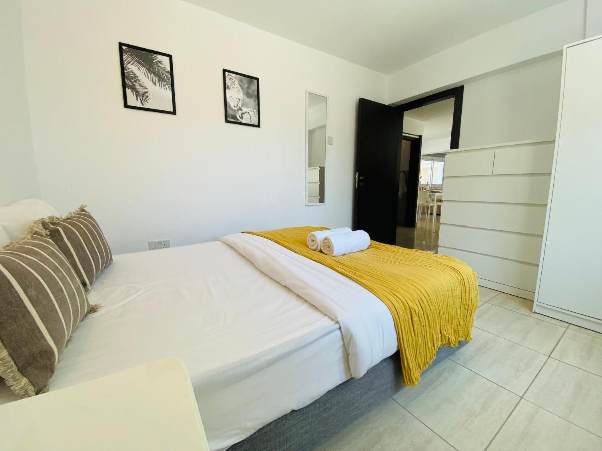 Serena'S 2-Br Apartment In Lárnaka Kültér fotó